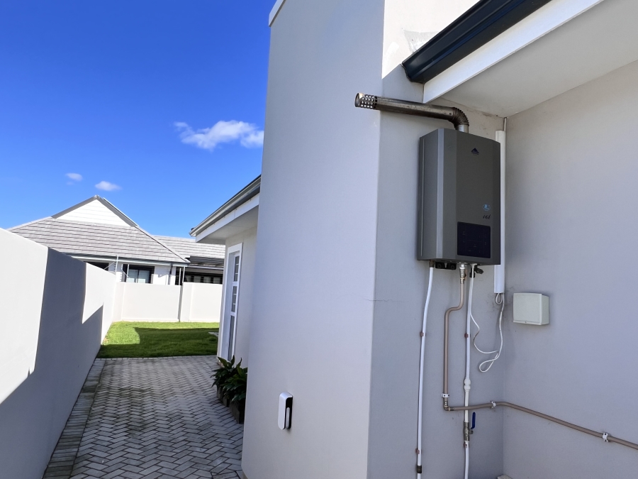 3 Bedroom Property for Sale in Fountains Estate Eastern Cape